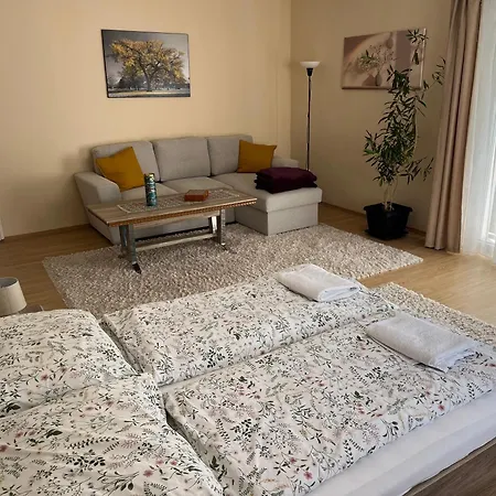 Gold Apartmann